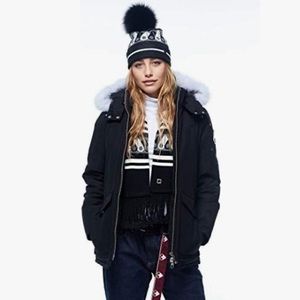 Moose Knuckles Fire River Coat Jacket with Detachable Fur Hood